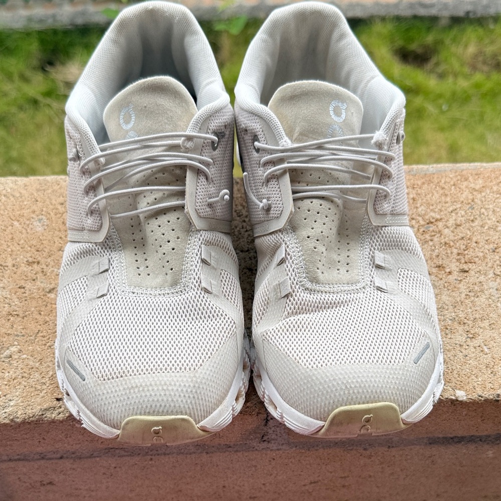 On Running Athletic Shoes in Light Gray
